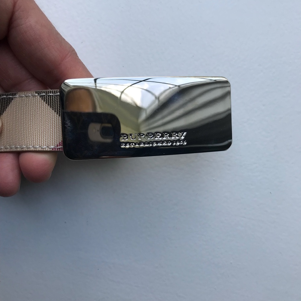 Burberry belt